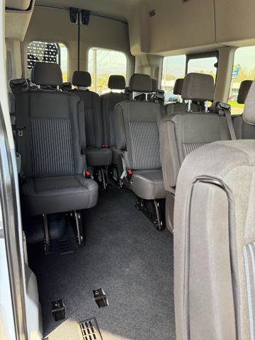 Used 2019 Ford Transit 350 XLT RWD image 22
