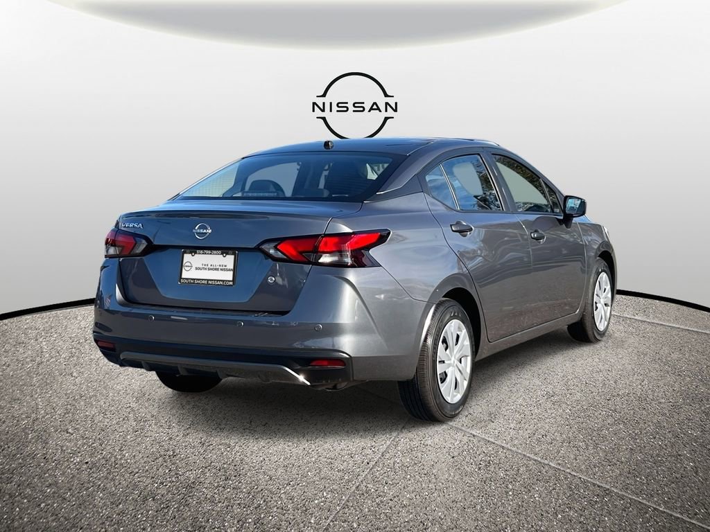 Used 2025 Nissan Versa S image 6
