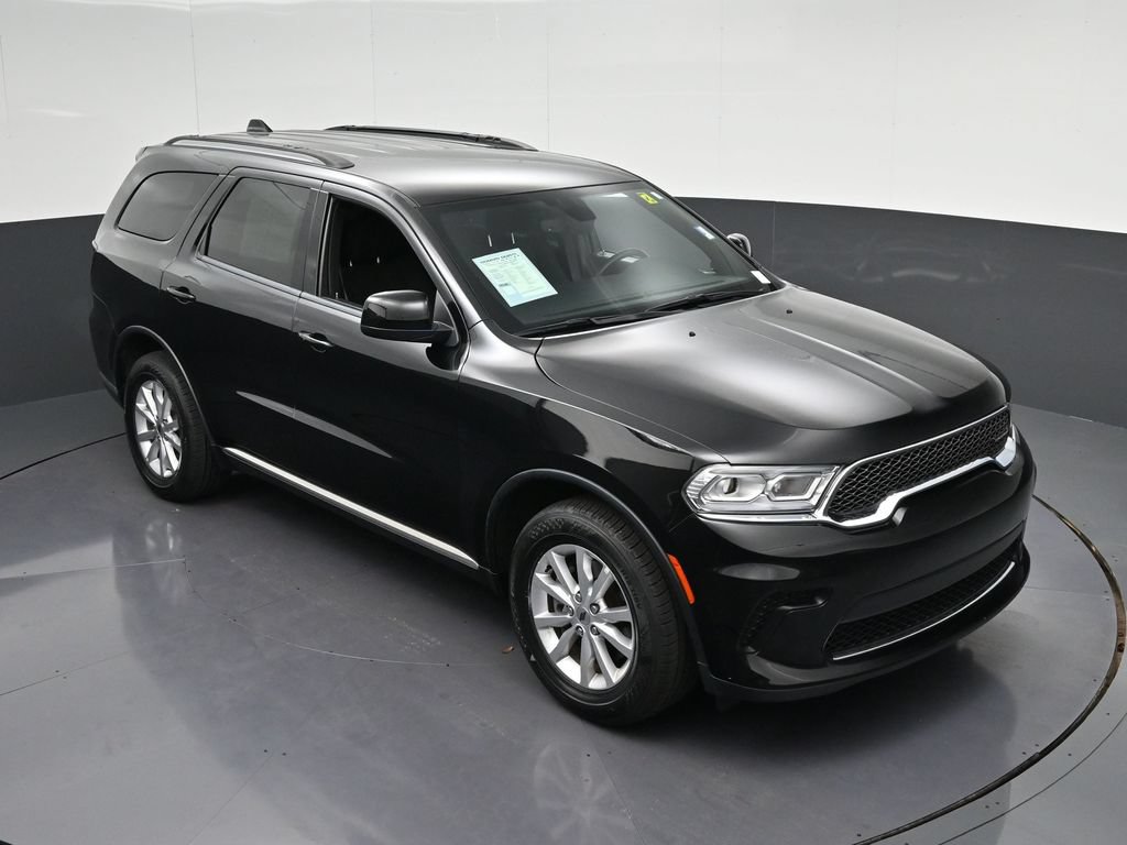 Used 2024 Dodge Durango SXT w/ 3rd Row Seating Group RWD image 24