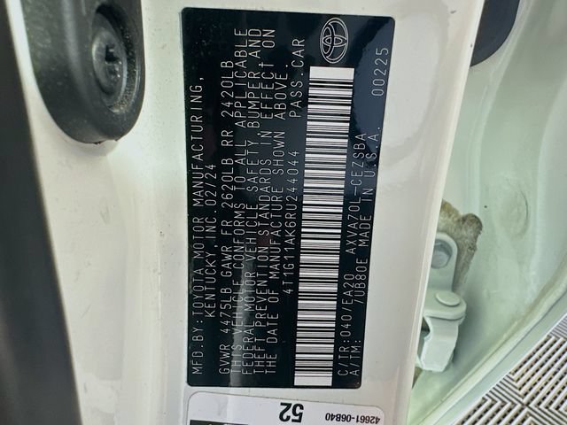 Certified 2024 Toyota Camry SE FWD image 28
