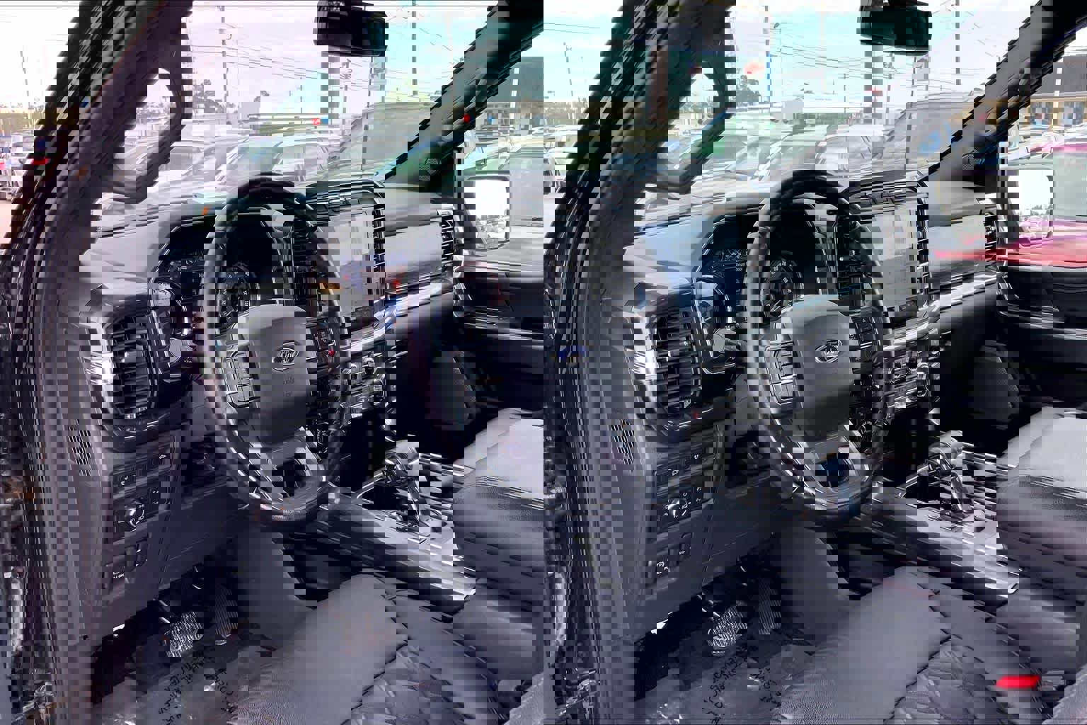 Used 2021 Ford F150 XLT w/ Equipment Group 302A High image 17