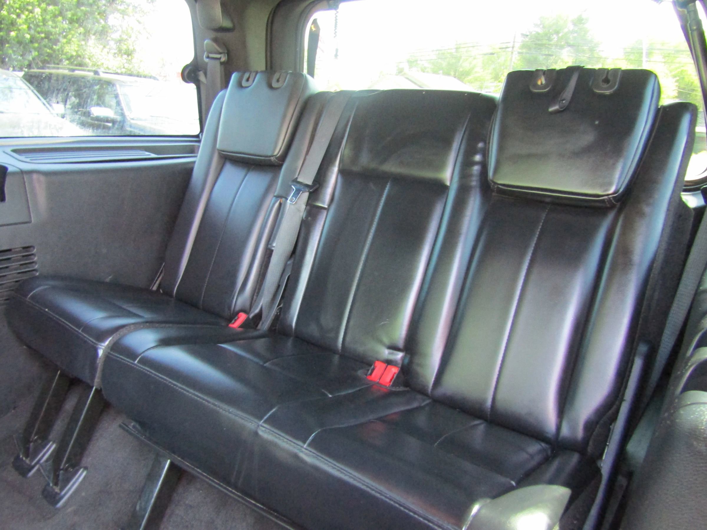 Used 2016 Ford Expedition Platinum AWD/4WD image 18