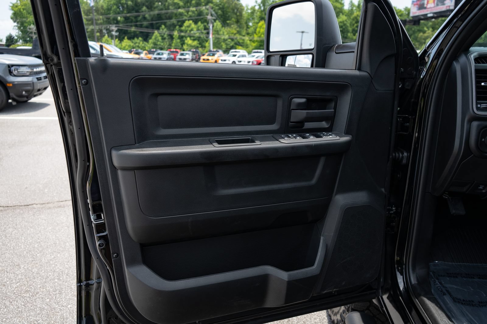 New 2026 RAM 2500 Warlock AWD/4WD image 16
