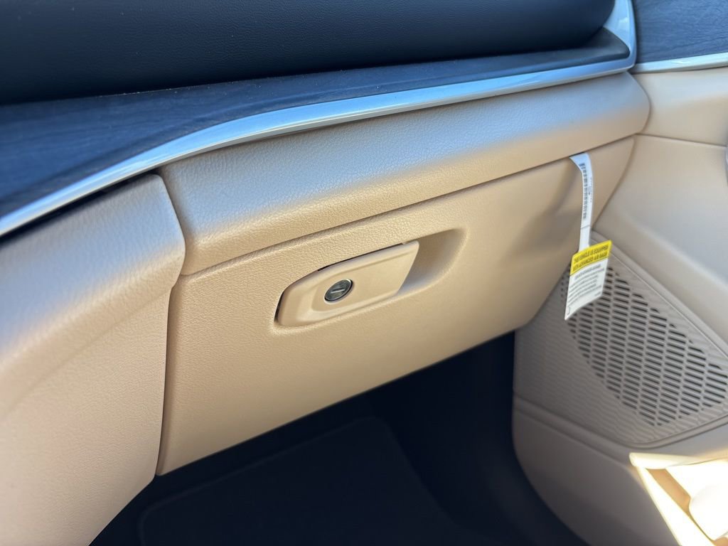 New 2025 Jeep Grand Cherokee L Limited w/ Black Appearance Package image 33