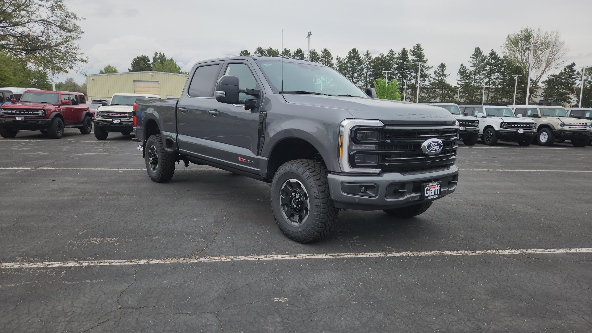 New 2027 Ford F350 Platinum w/ Tremor Off-Road Package AWD/4WD image 9