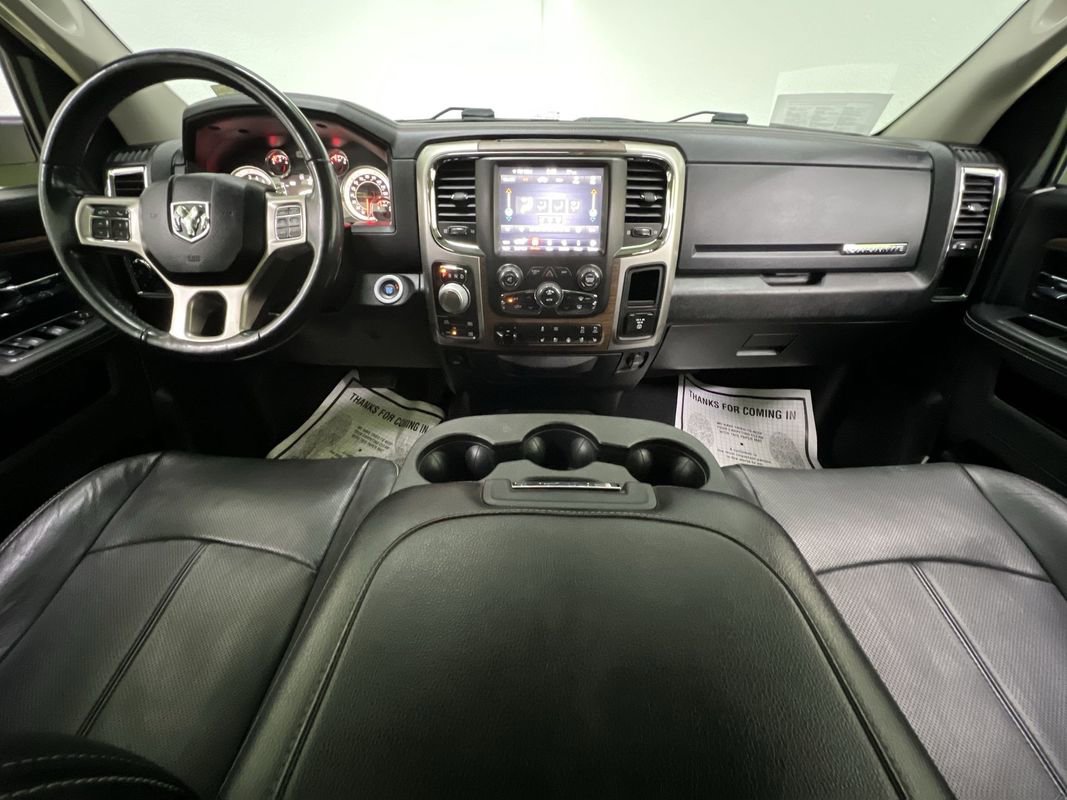 Used 2018 RAM 1500 Laramie w/ Convenience Group AWD/4WD image 19