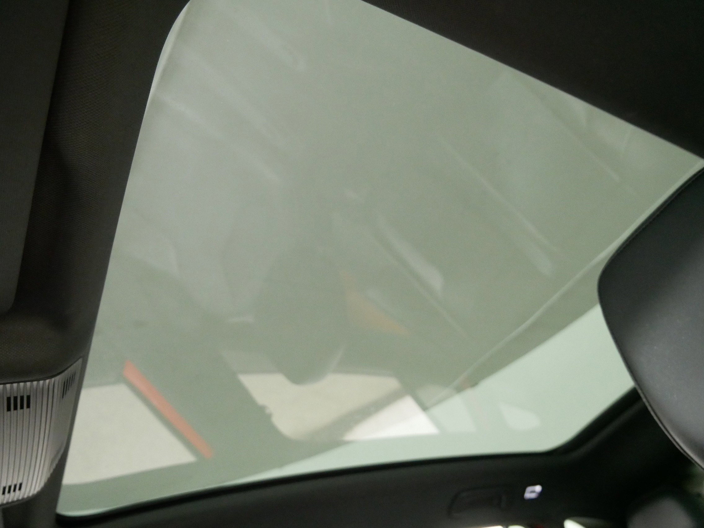 Certified 2021 Volkswagen ID.4 Pro S w/ Gradient Package image 31