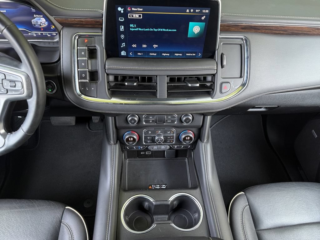 Used 2024 Chevrolet Tahoe Premier RWD image 11