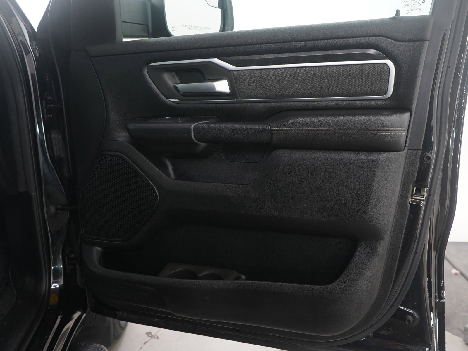 Used 2019 RAM 1500 Big Horn image 9