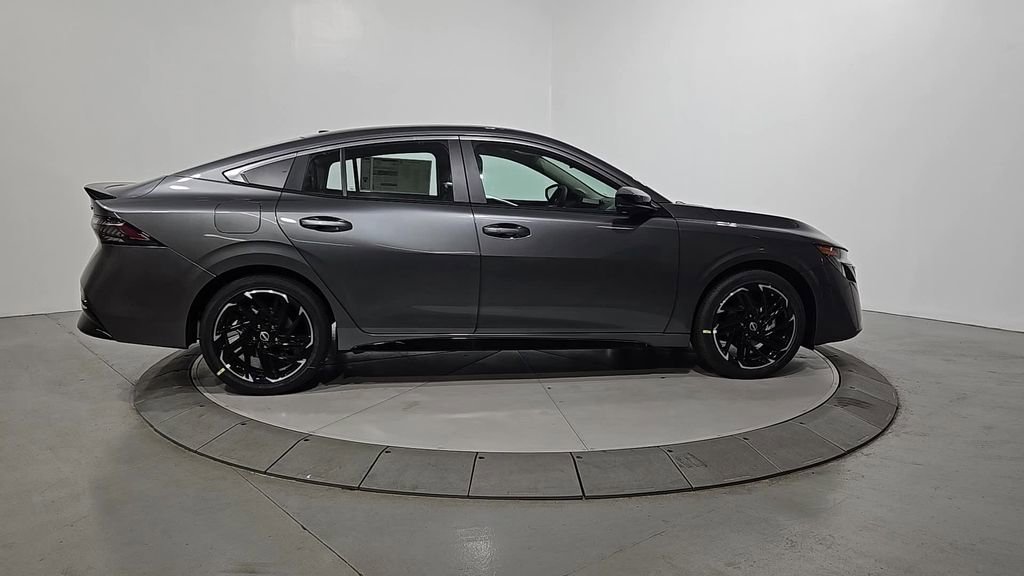 New 2026 Nissan Sentra SR image 6