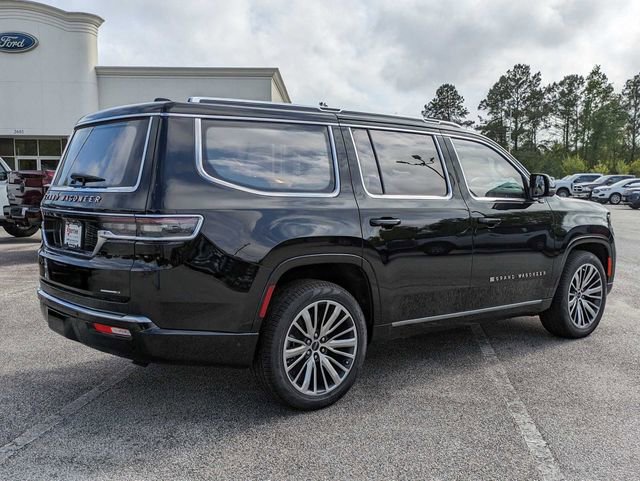 Used 2024 Jeep Grand Wagoneer Series III AWD/4WD image 3