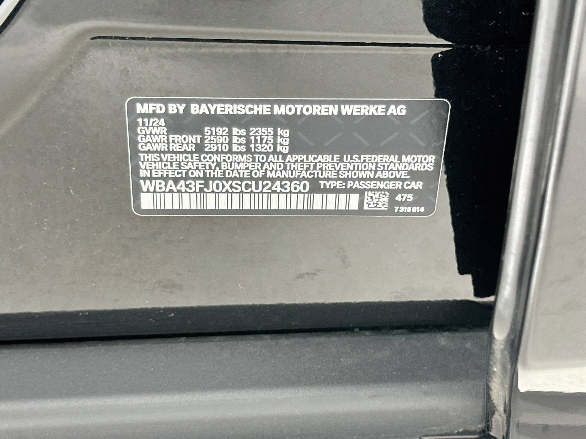 Used 2025 BMW 530i w/ Premium Package RWD image 34