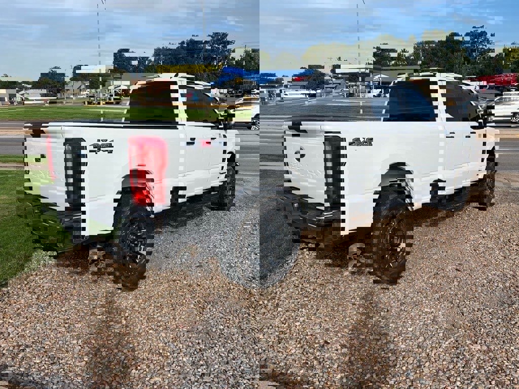 Used 2024 Ford F250 XL image 11