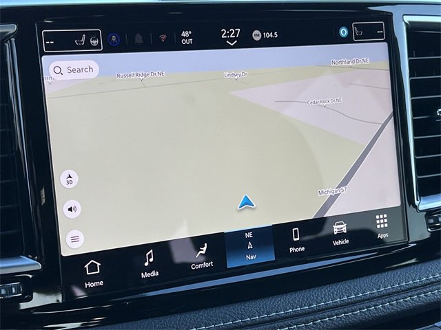 New 2026 Chrysler Pacifica Limited w/ Uconnect Theater Family Group image 25