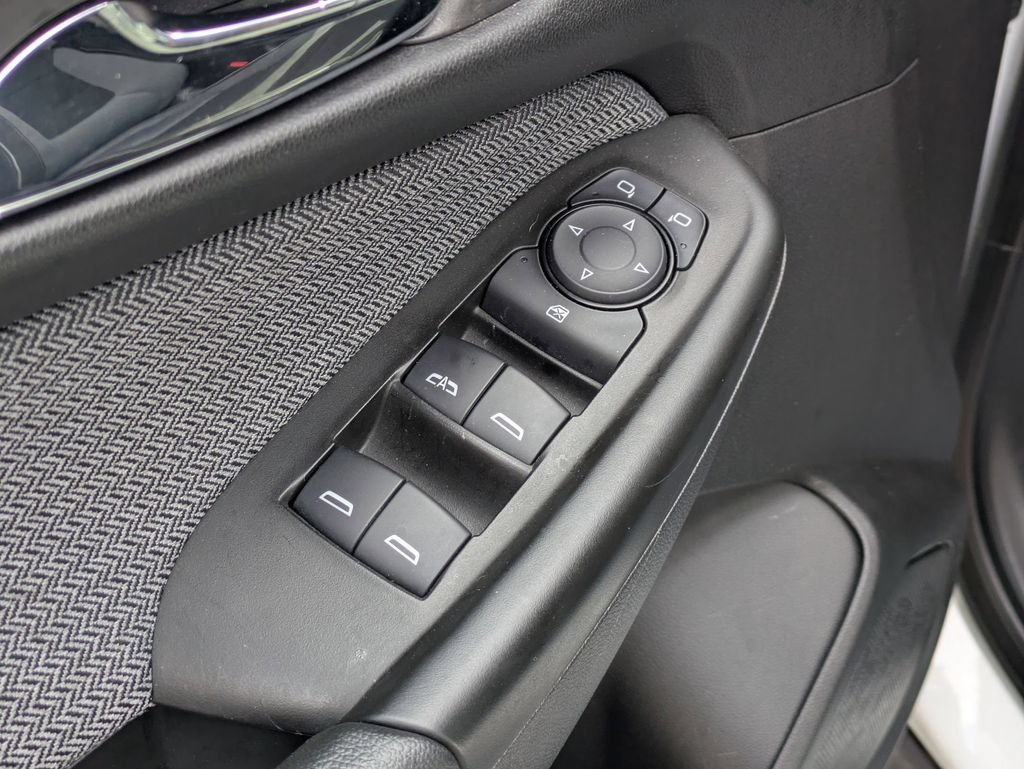 Used 2025 Chevrolet TrailBlazer LT AWD/4WD image 13