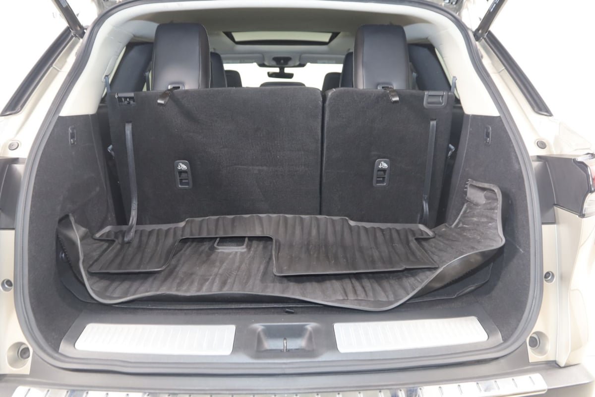 Used 2023 INFINITI QX60 Luxe w/ Cargo Package AWD/4WD image 46