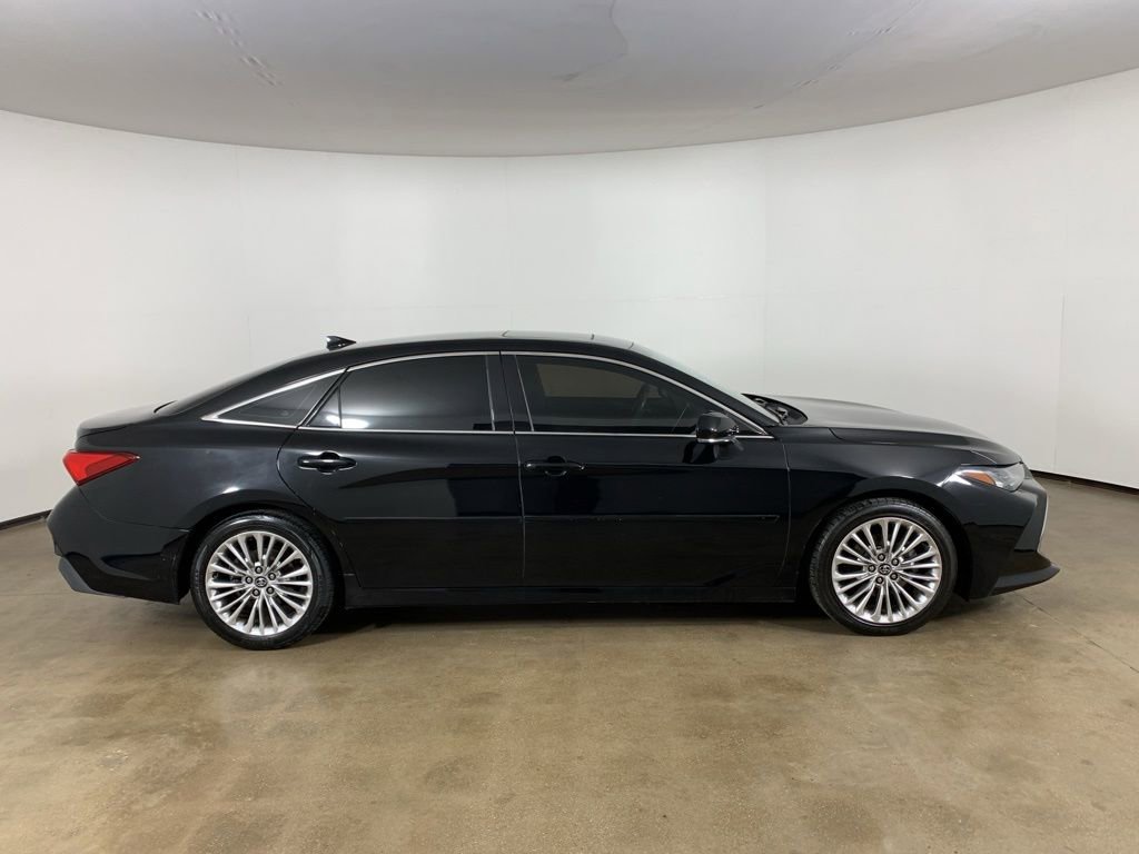 Used 2020 Toyota Avalon Limited w/ Advanced Safety Package FWD image 7