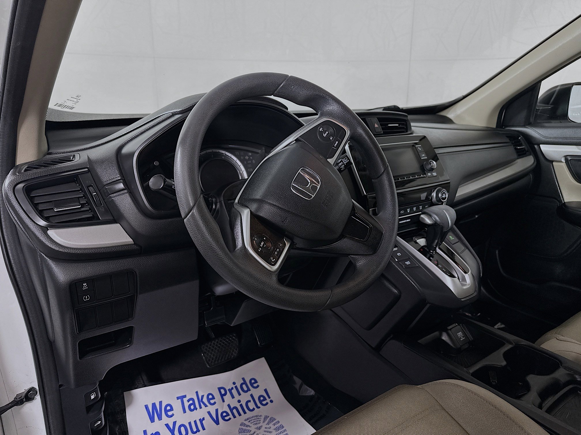 Used 2017 Honda CR-V LX image 9