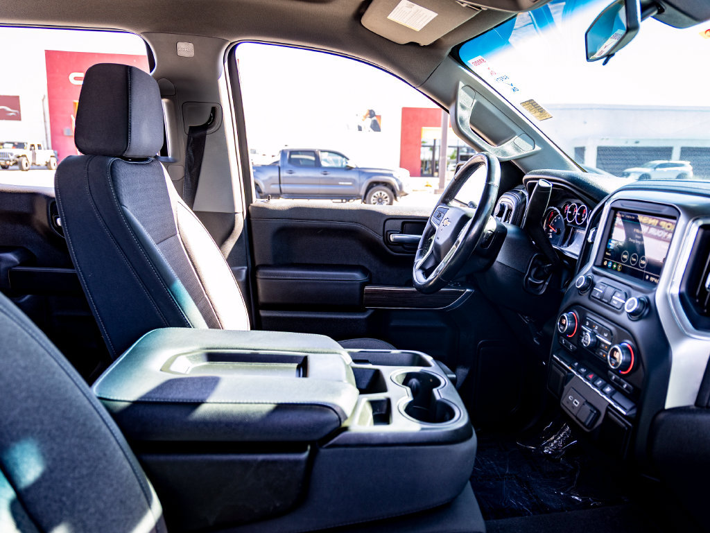 Used 2021 Chevrolet Silverado 1500 LT RWD image 29