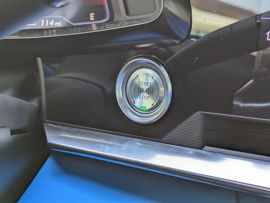 Used 2022 Chevrolet Corvette Stingray Premium Cpe w/ Z51 Performance Package image 25