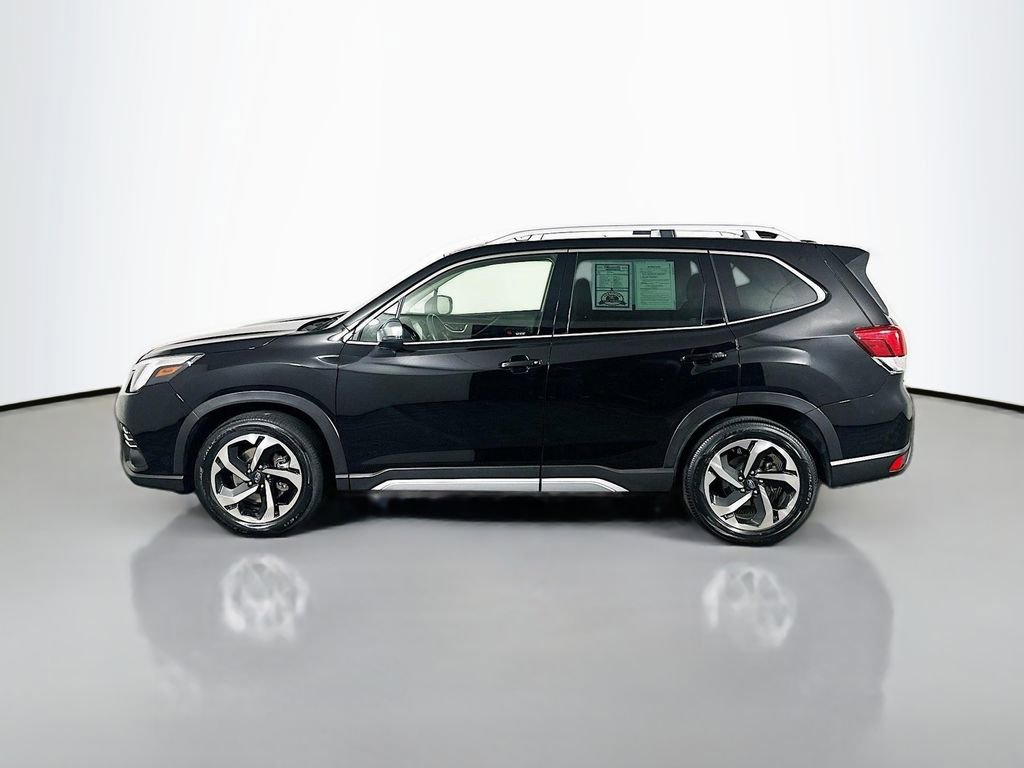 Used 2022 Subaru Forester Touring w/ Popular Package #2 image 4