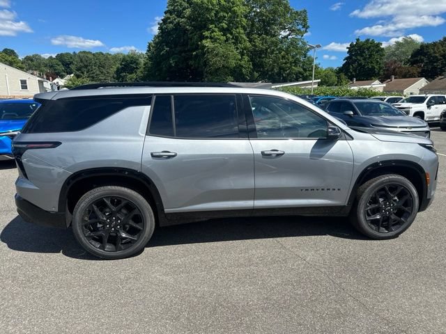 New 2026 Chevrolet Traverse RS w/ LPO, Floor Liner Package AWD/4WD image 6