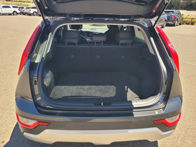 Used 2023 Kia Niro EX FWD image 8