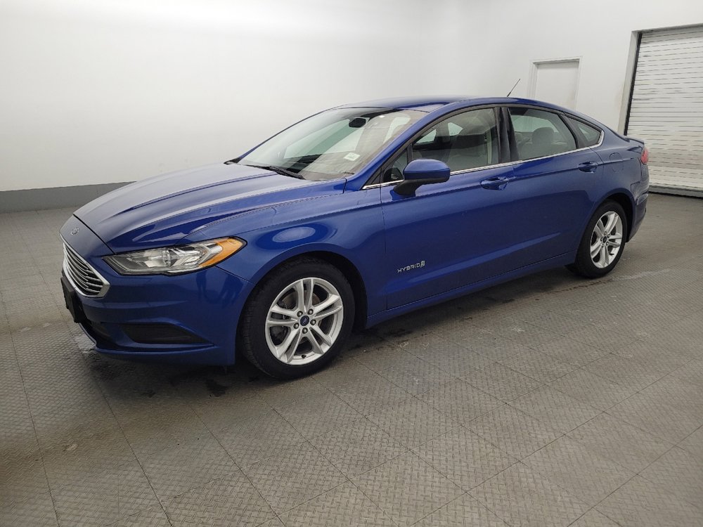Used 2018 Ford Fusion S image 2
