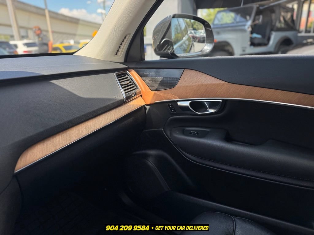 Used 2022 Volvo XC90 T6 Momentum w/ Advanced Package AWD/4WD image 22