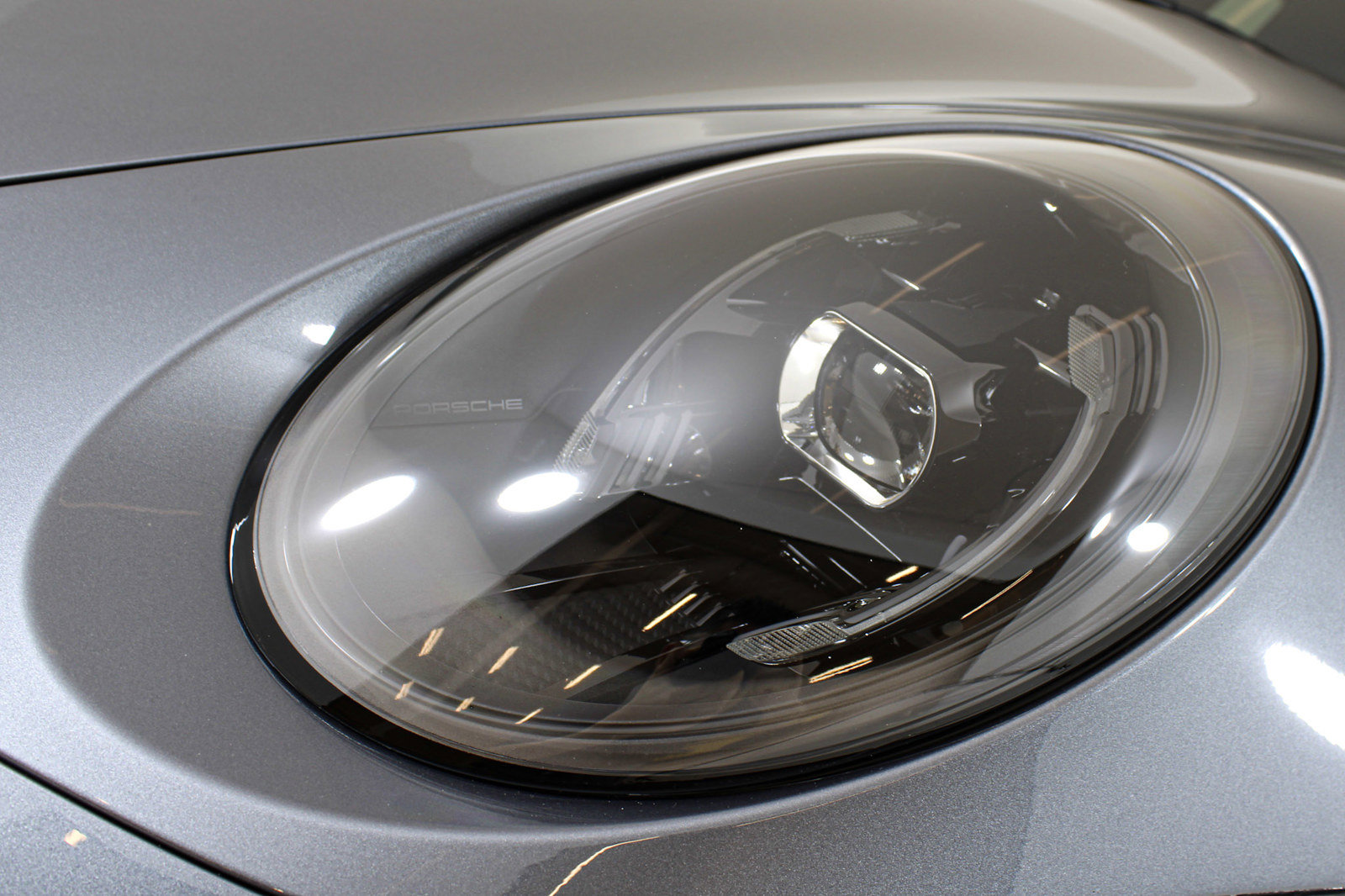 Used 2026 Porsche 911 Carrera GTS RWD image 17