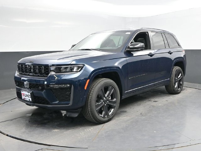New 2027 Jeep Grand Cherokee Limited AWD/4WD image 3