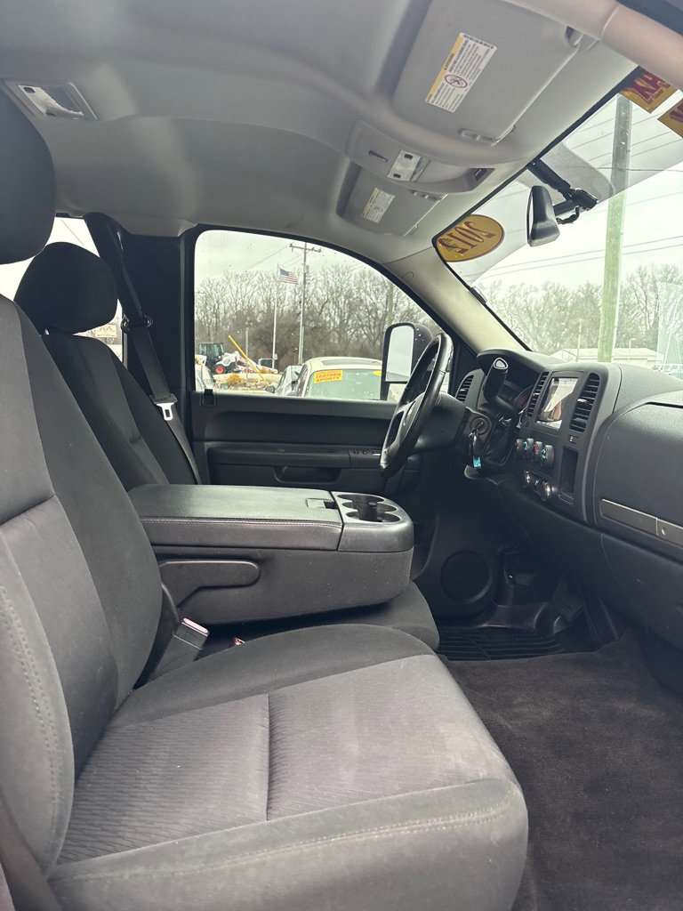 Used 2012 Chevrolet Silverado 2500 LT w/ Suspension Package, Off-Road image 11