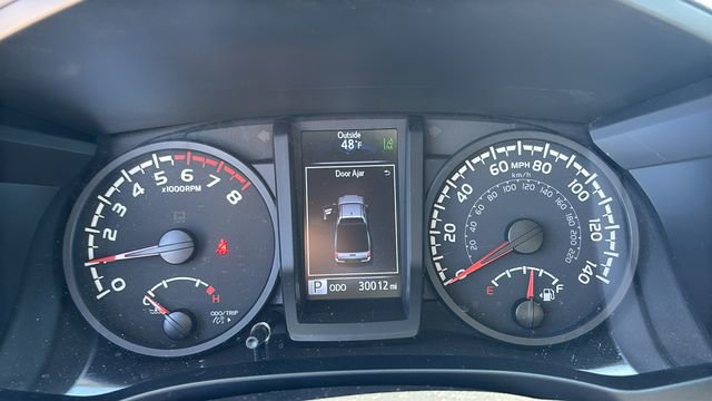 Used 2023 Toyota Tacoma SR image 12