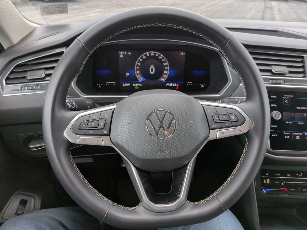 Used 2022 Volkswagen Tiguan SE AWD/4WD image 23
