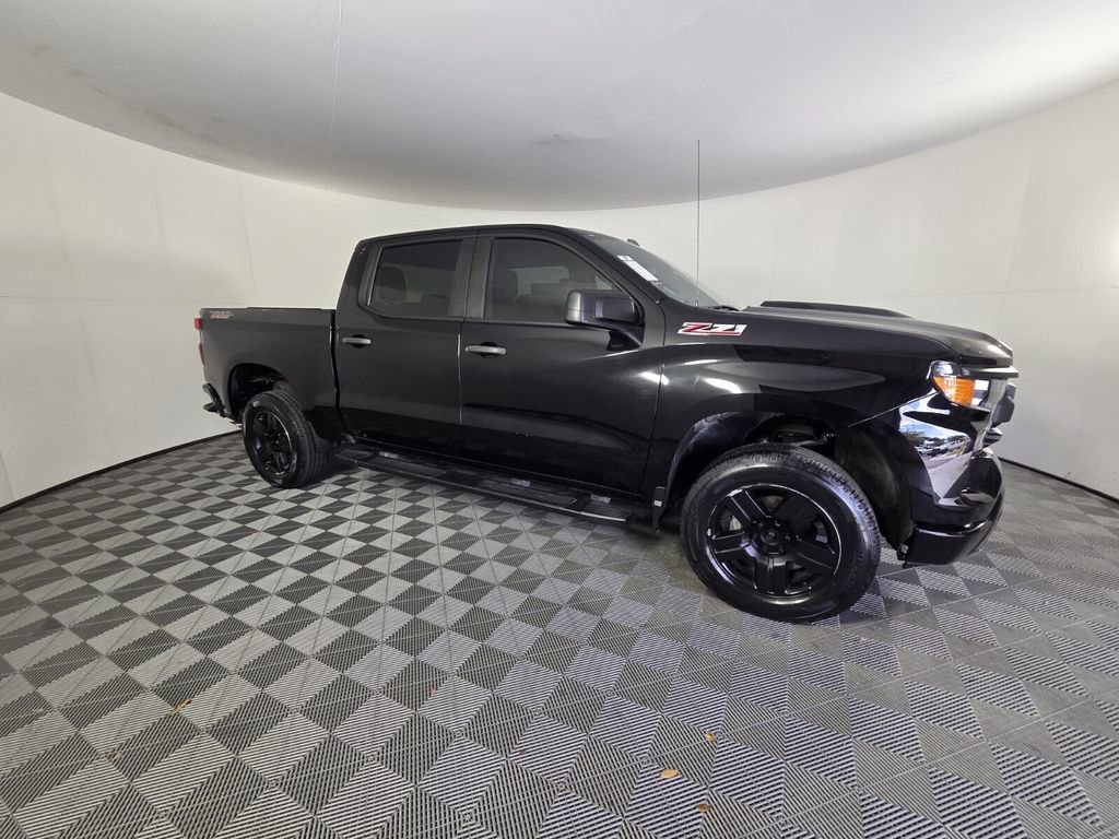 Used 2023 Chevrolet Silverado 1500 Custom Trail Boss image 4