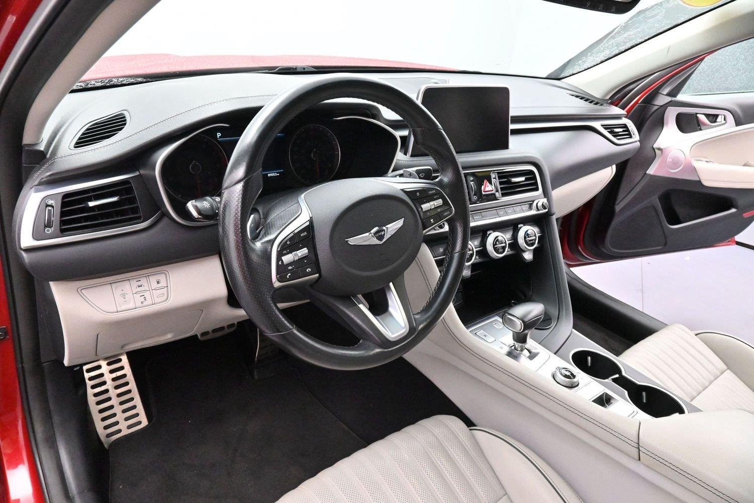 Used 2019 Genesis G70 3.3T Advanced RWD image 16