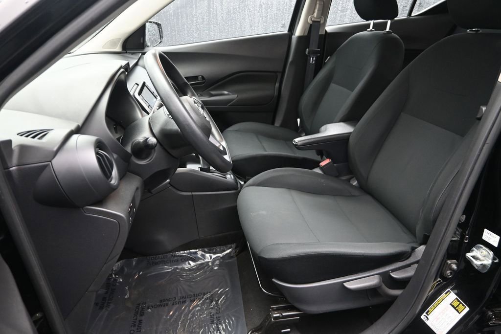 Used 2023 Nissan Kicks S FWD image 14