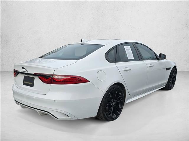 Certified 2024 Jaguar XF R-Dynamic SE image 5