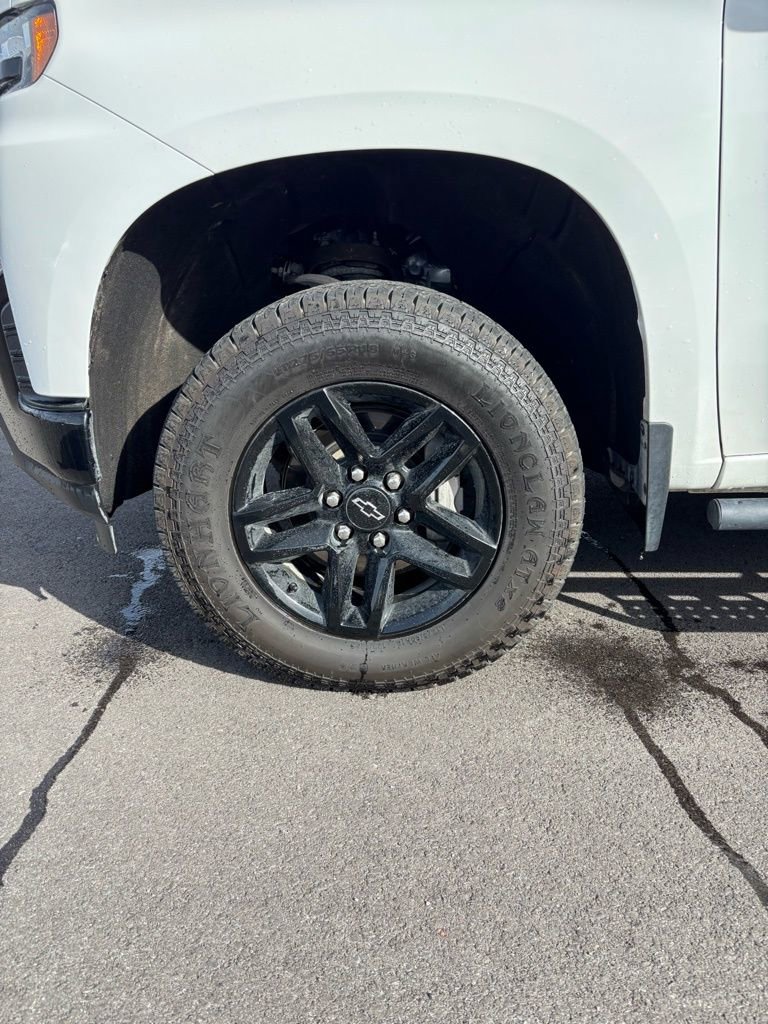 Used 2021 Chevrolet Silverado 1500 LT Trail Boss w/ Convenience Package II image 8