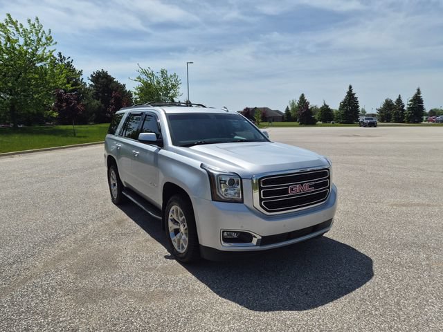 Used 2019 GMC Yukon SLE w/ SLE Value Package AWD/4WD image 3