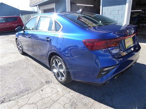 Used 2021 Kia Forte LXS image 8