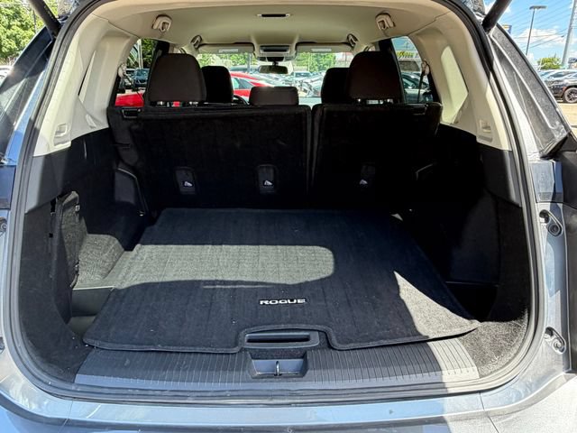Used 2025 Nissan Rogue SV AWD/4WD image 11