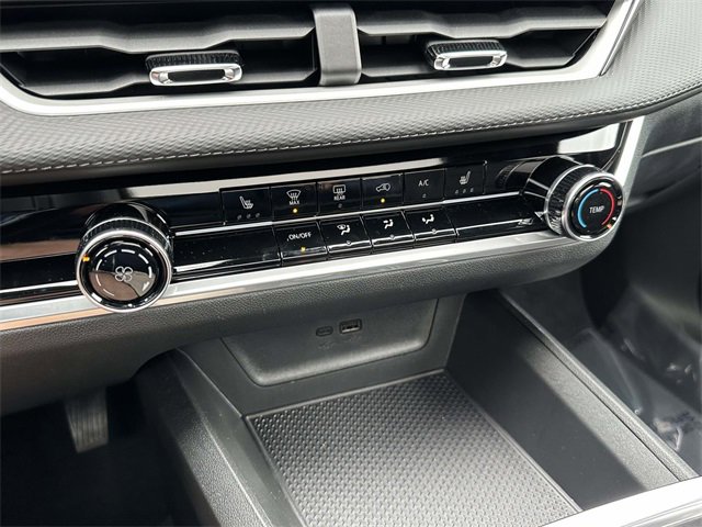 New 2026 Chevrolet Equinox LT w/ Midnight Edition image 27