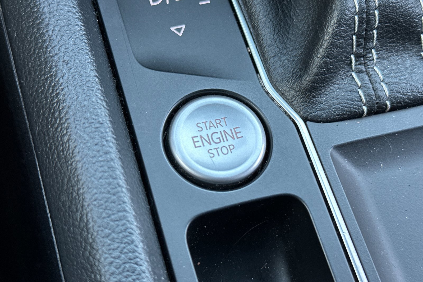 Certified 2022 Volkswagen Atlas SE image 23