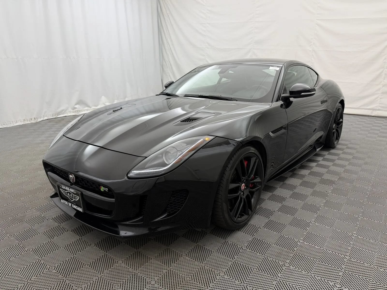 Used 2016 Jaguar F-TYPE R AWD/4WD image 2