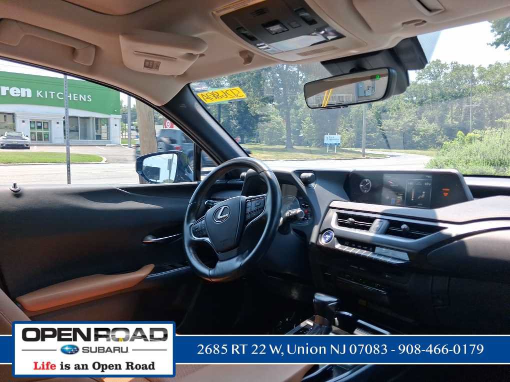 Used 2021 Lexus UX 250h w/ Premium Package AWD/4WD image 20