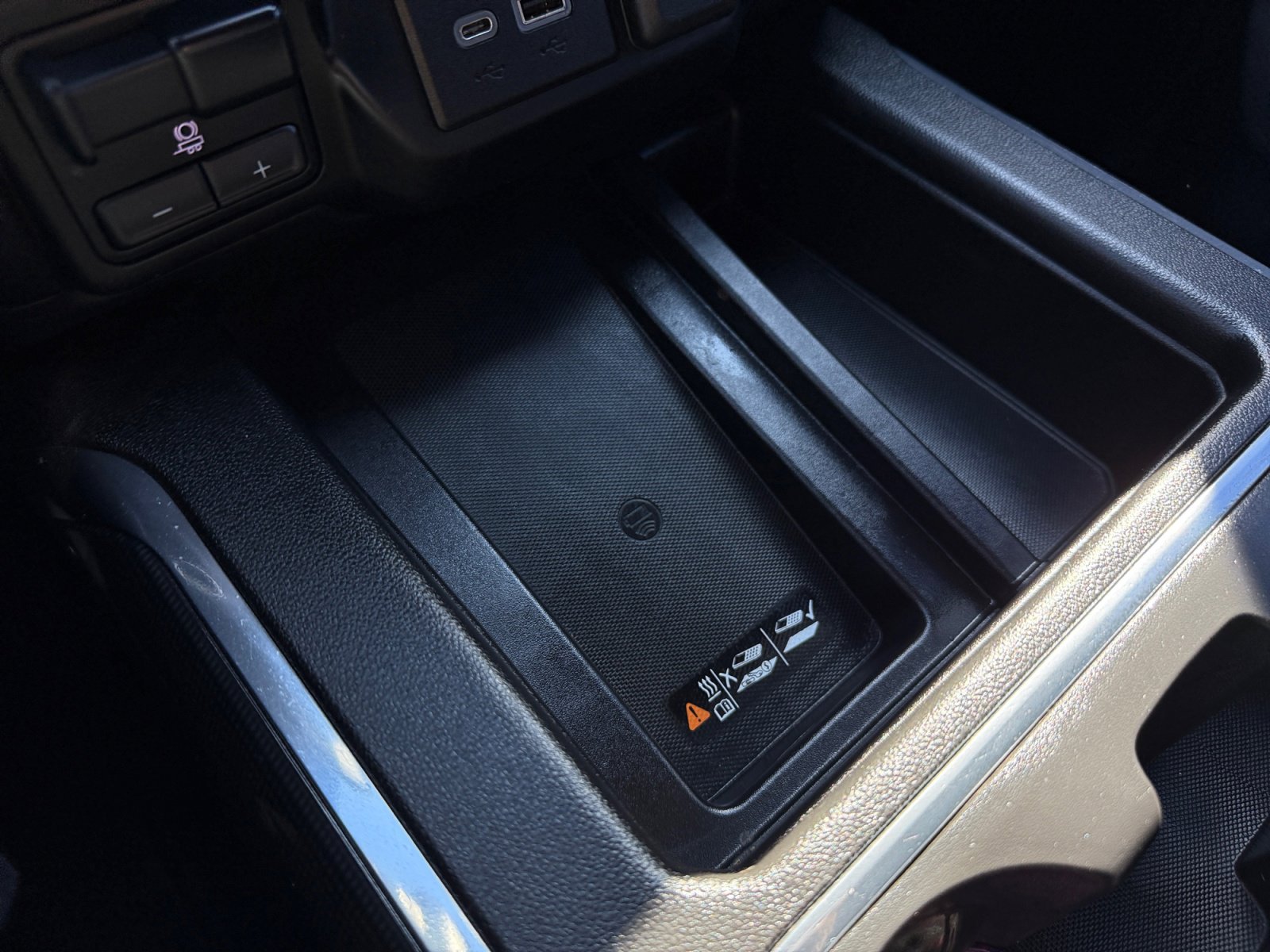 Used 2022 GMC Sierra 2500 AT4 w/ AT4 Premium Plus Package image 17