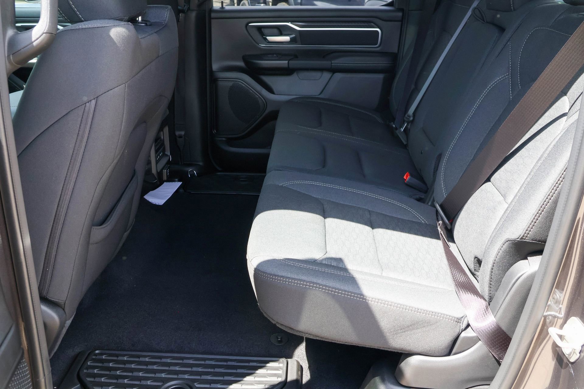 New 2026 RAM 1500 4x4 Crew Cab image 14