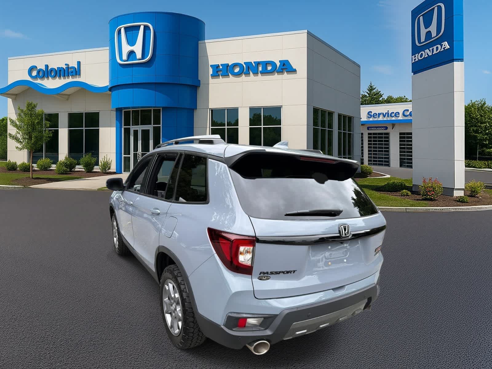 Used 2025 Honda Passport TrailSport image 4