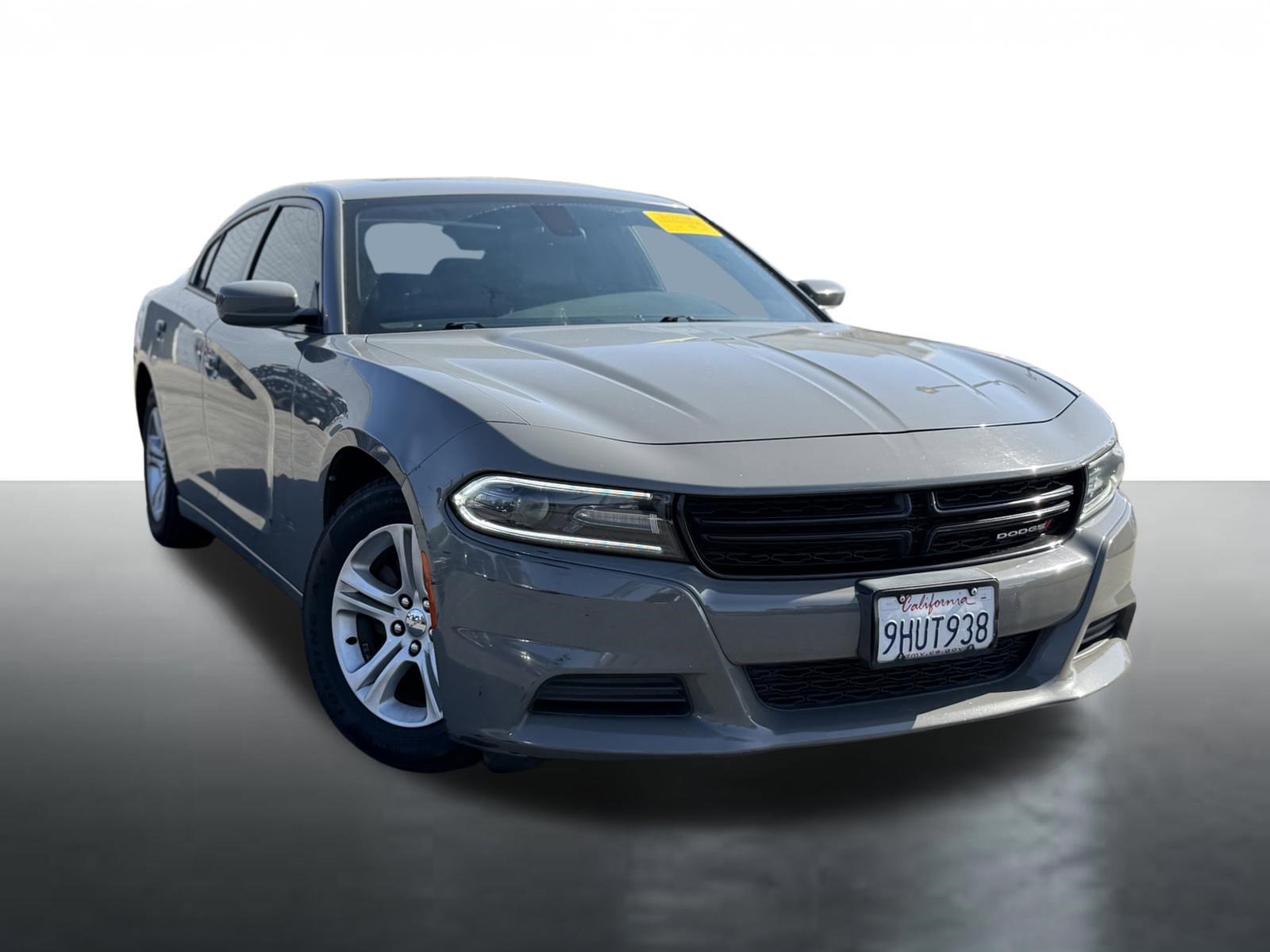 Used 2019 Dodge Charger SXT w/ Leather Interior Group RWD image 1